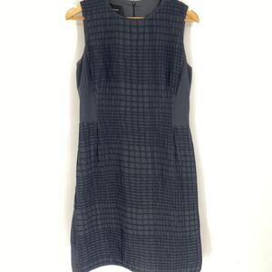 AKRIS Dress Women's 8 Dark Gray Wool GRID TEXTURED Sheath Designer Quiet Luxury